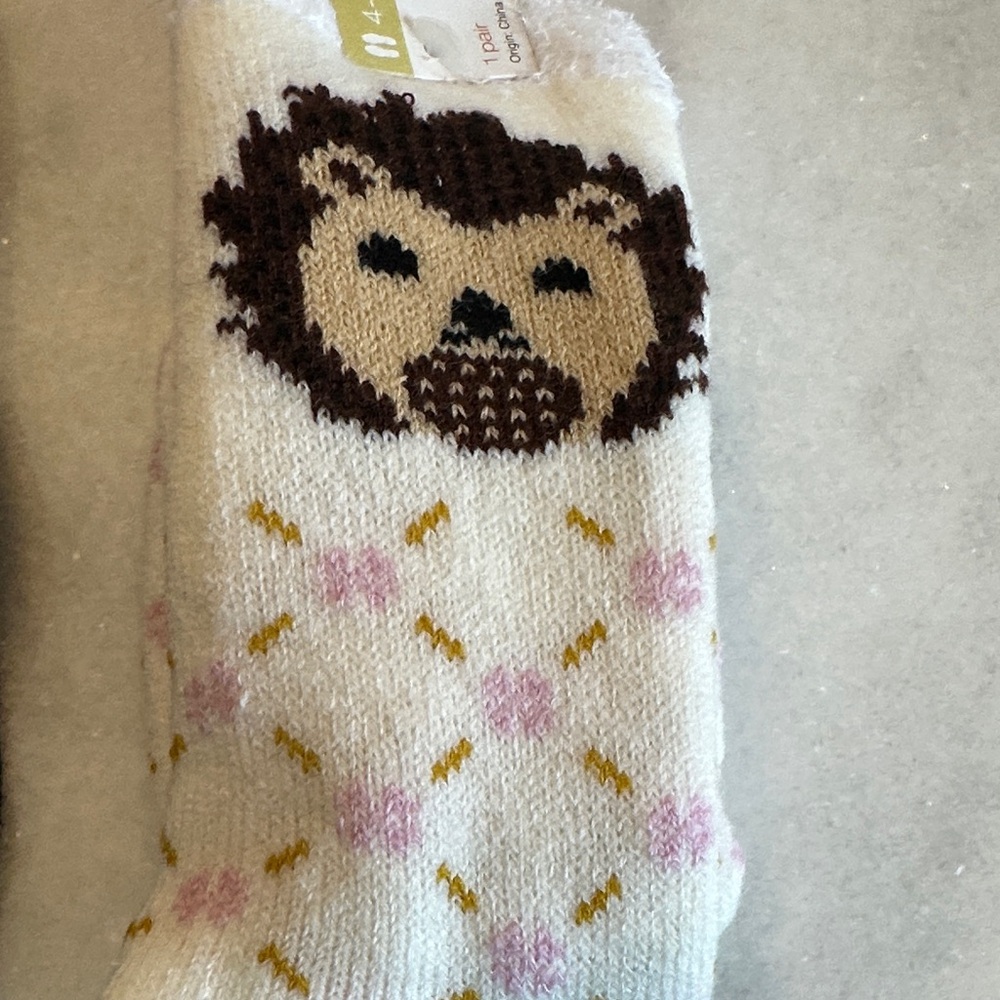 Assorted Women's Socks Set - Picture 6 of 9